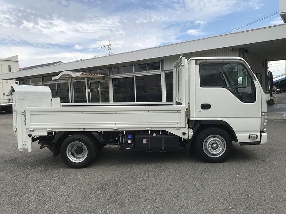 日産　アトラストラック