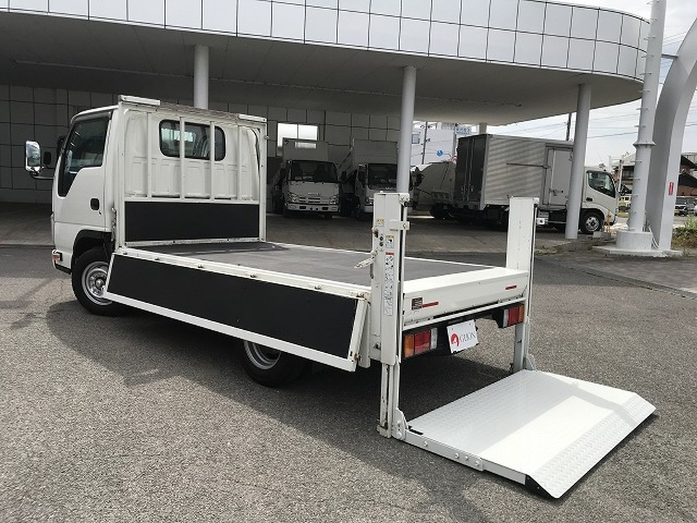 日産　アトラストラック