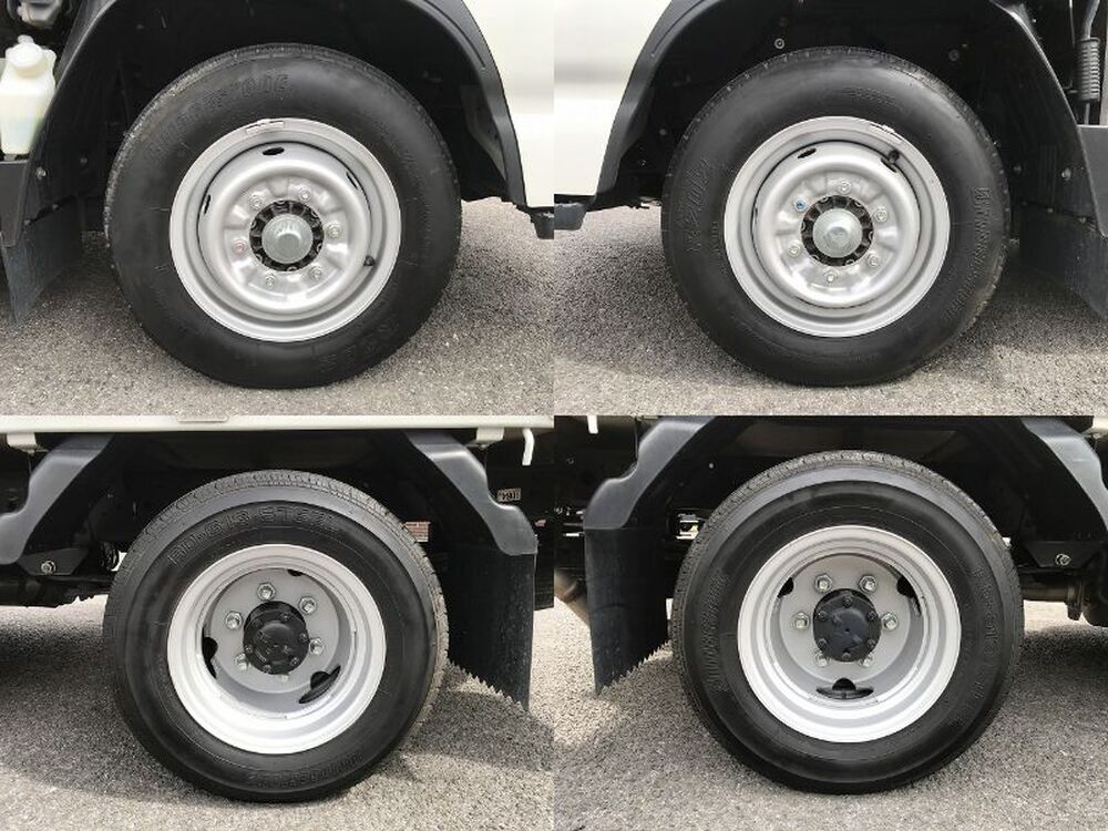 日産　アトラストラック