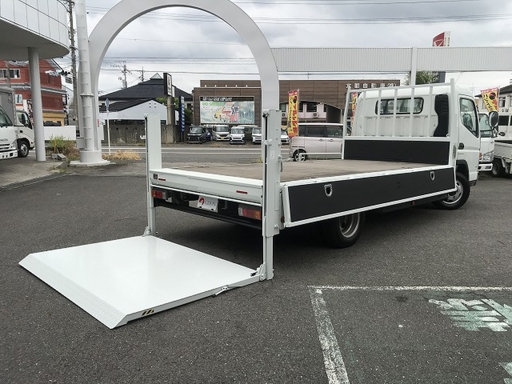 三菱ふそう　キャンター