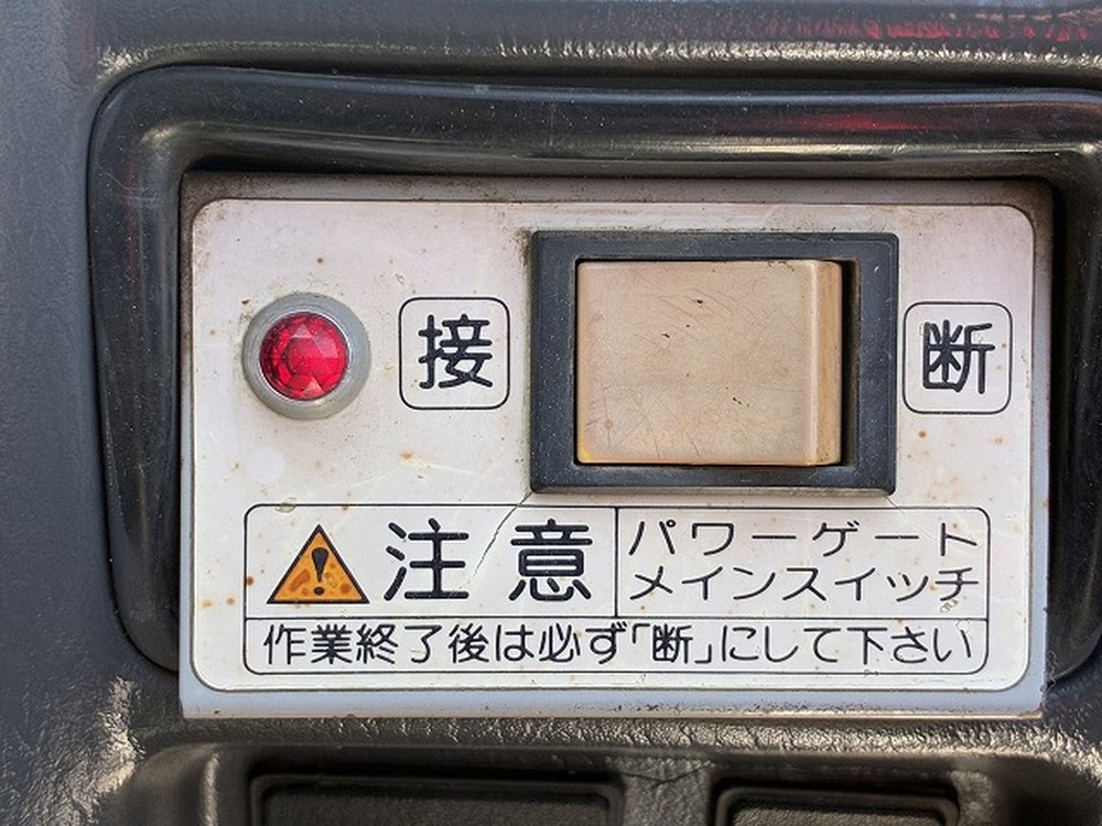 日産　バネットトラック