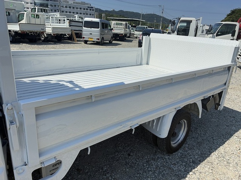 日産　バネットトラック