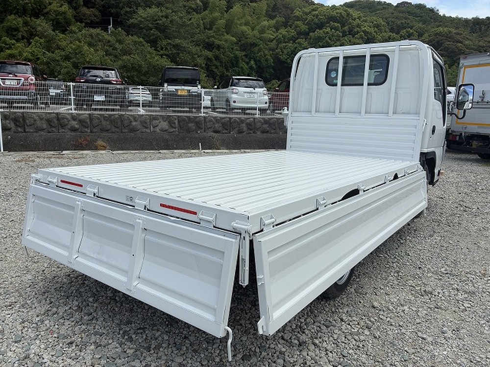いすゞ　エルフ