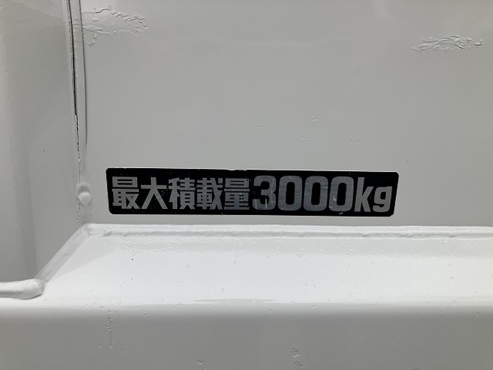 日野　デュトロ