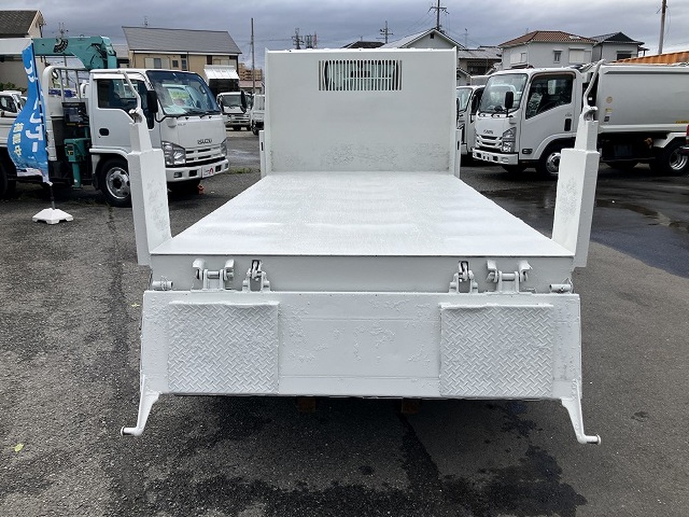 日野　デュトロ