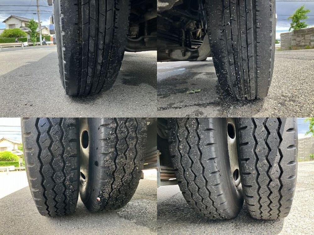 日野　デュトロ