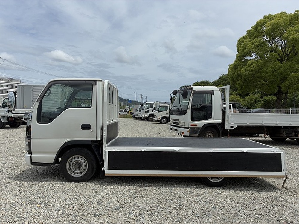 日産　アトラストラック