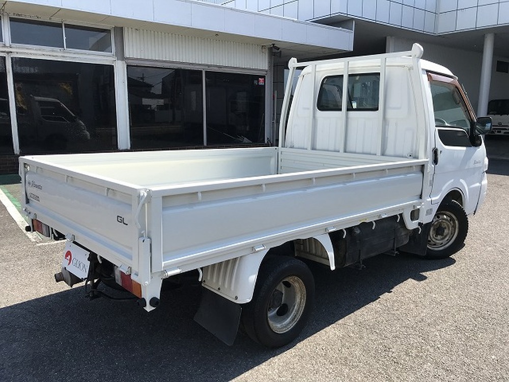日産　バネットトラック