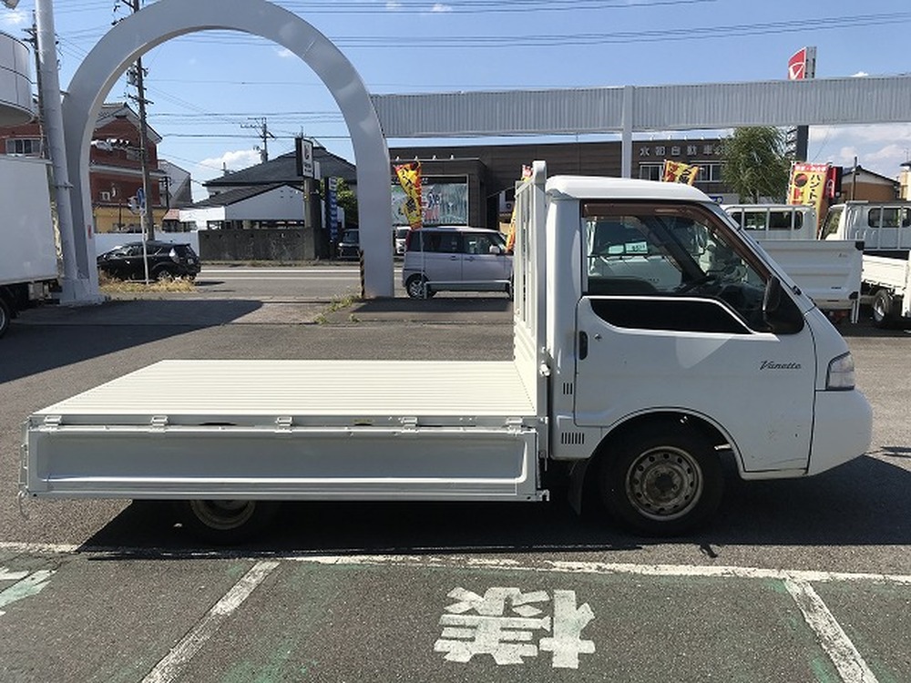 日産　バネットトラック