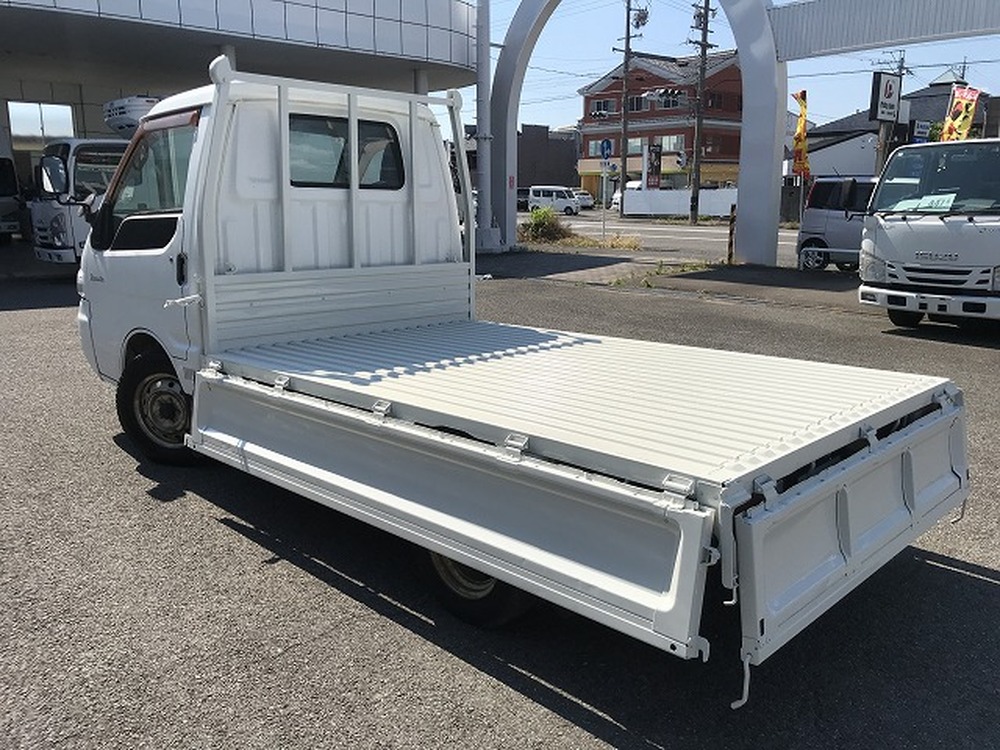 日産　バネットトラック