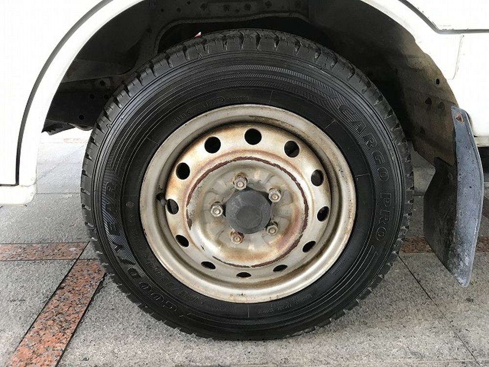 日産　バネットトラック