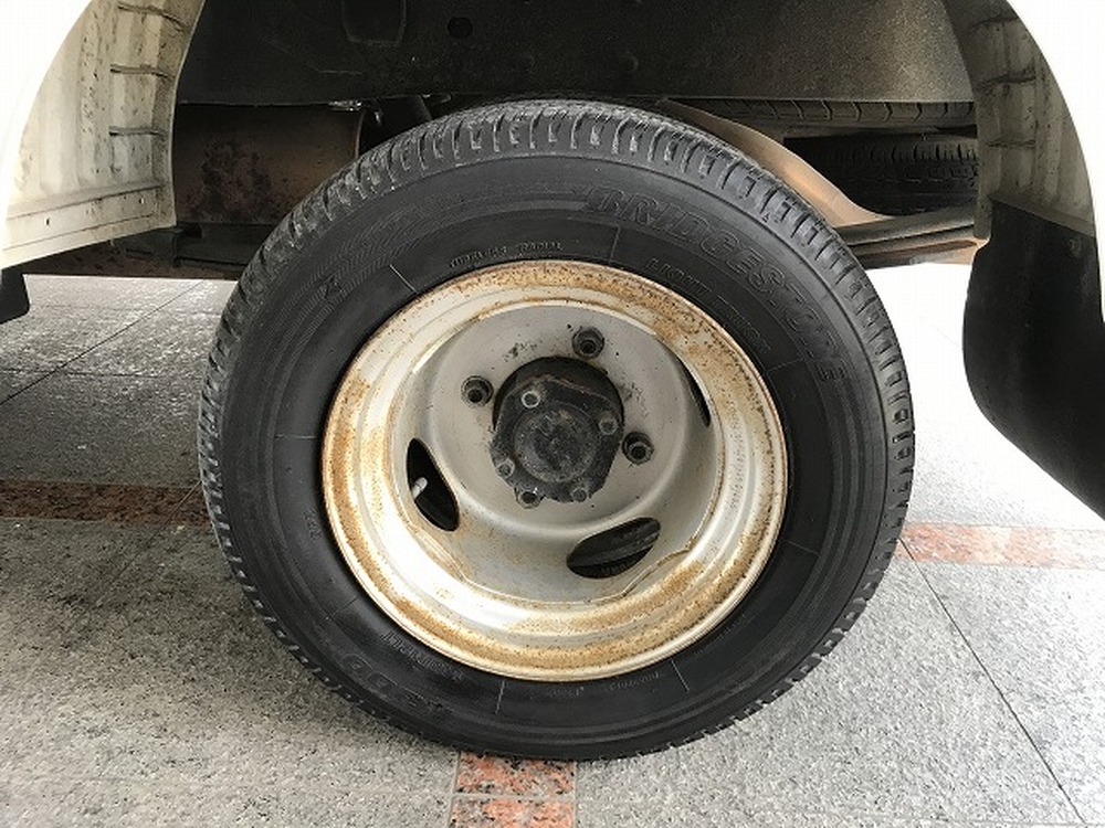 日産　バネットトラック