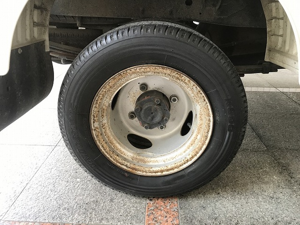 日産　バネットトラック