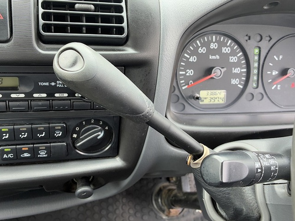 マツダ　ボンゴ