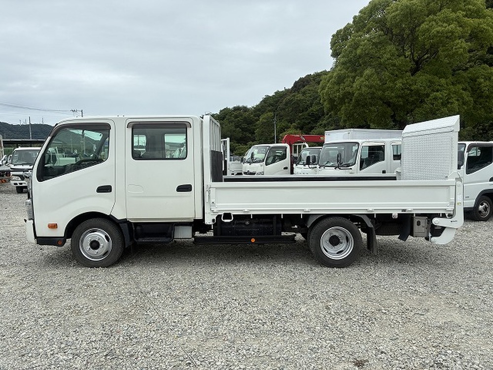 日野　デュトロ