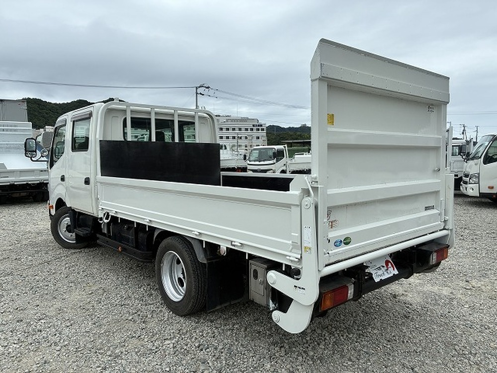 日野　デュトロ