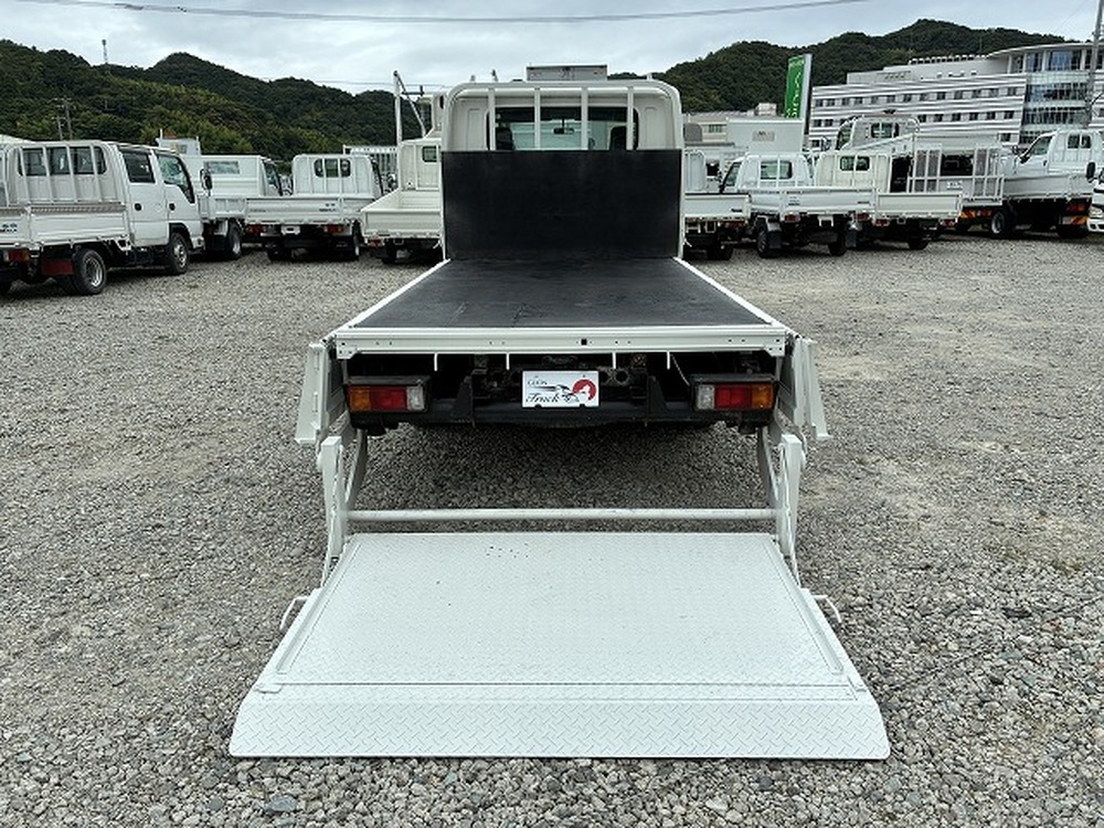 日野　デュトロ