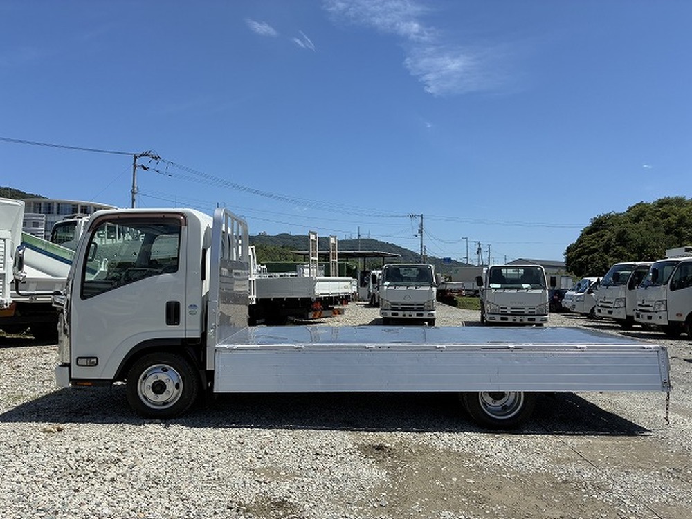 いすゞ　エルフ