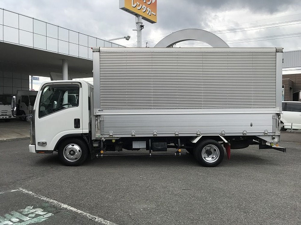 いすゞ　エルフ