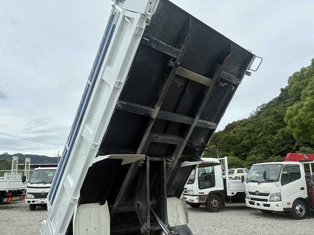 三菱ふそう　キャンター