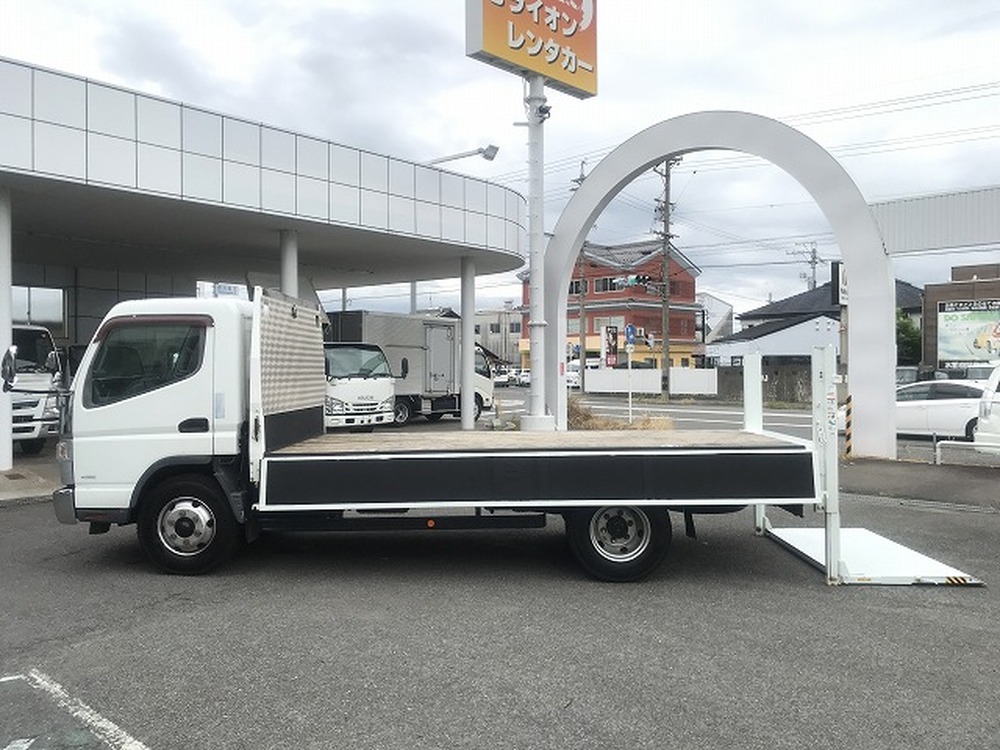三菱ふそう　キャンター