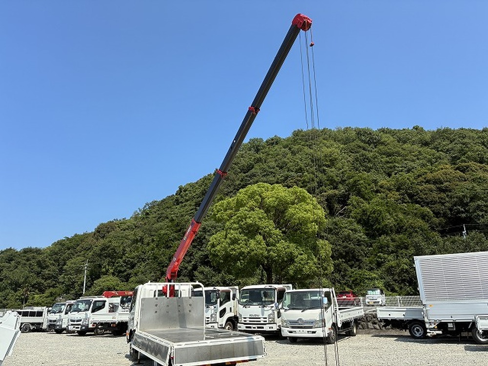 日野　デュトロ