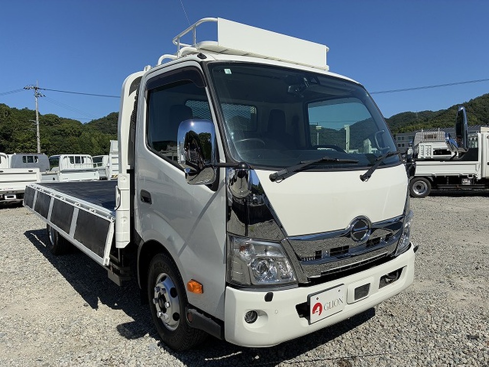 日野　デュトロ