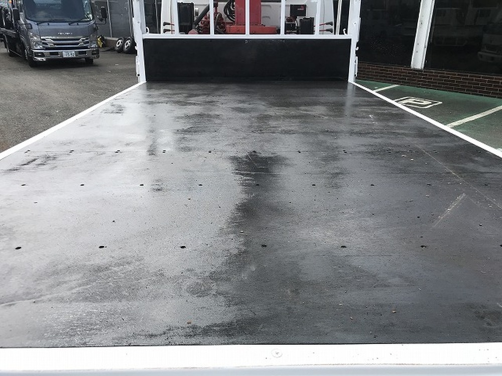 日産　アトラストラック