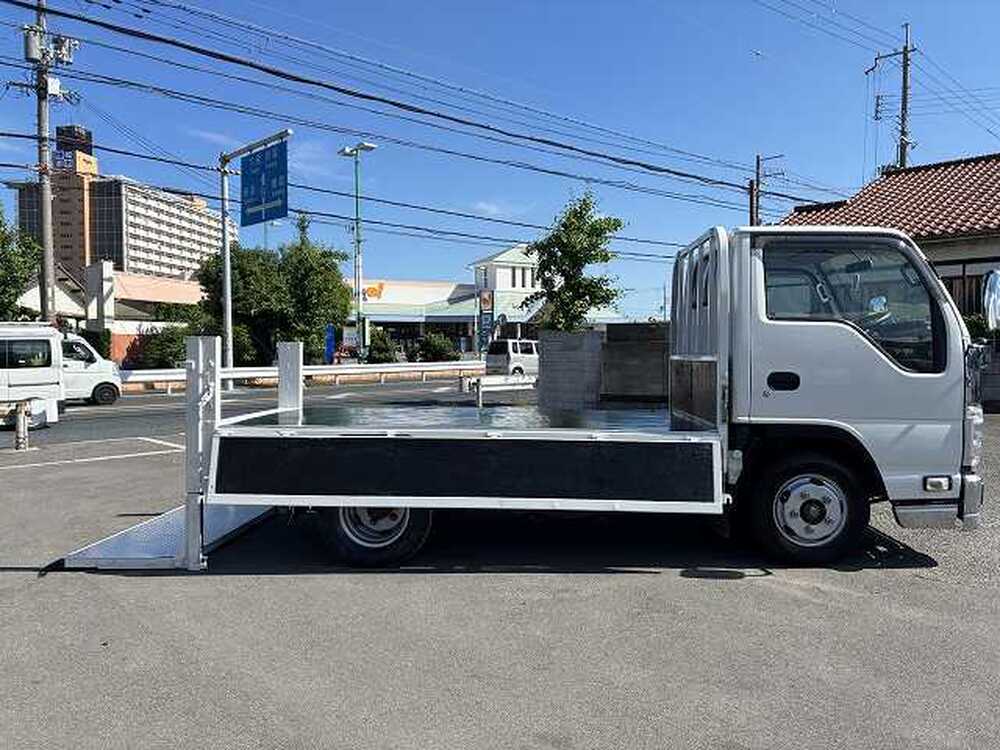 いすゞ　エルフ