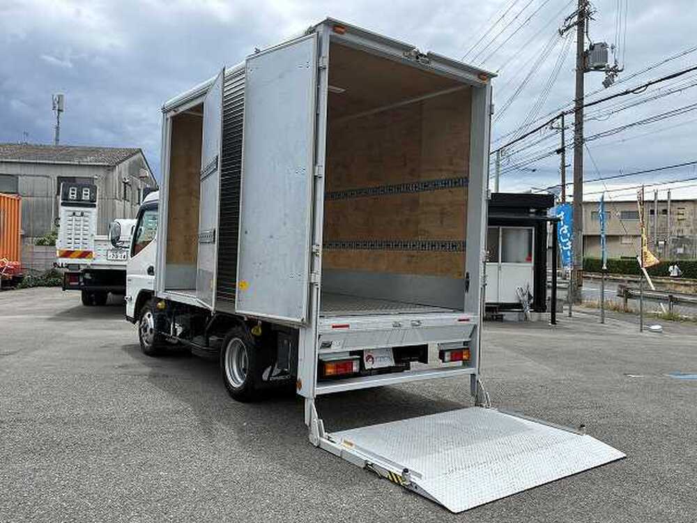 三菱ふそう　キャンター