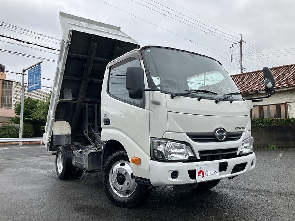 日野　デュトロ