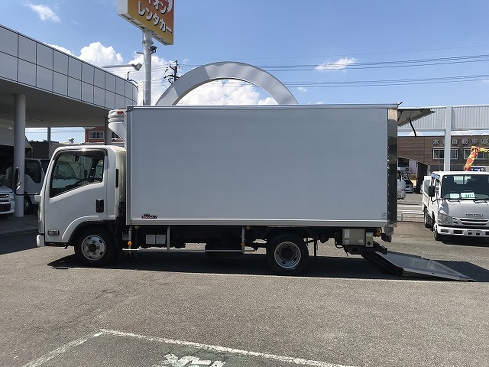 いすゞ　エルフ