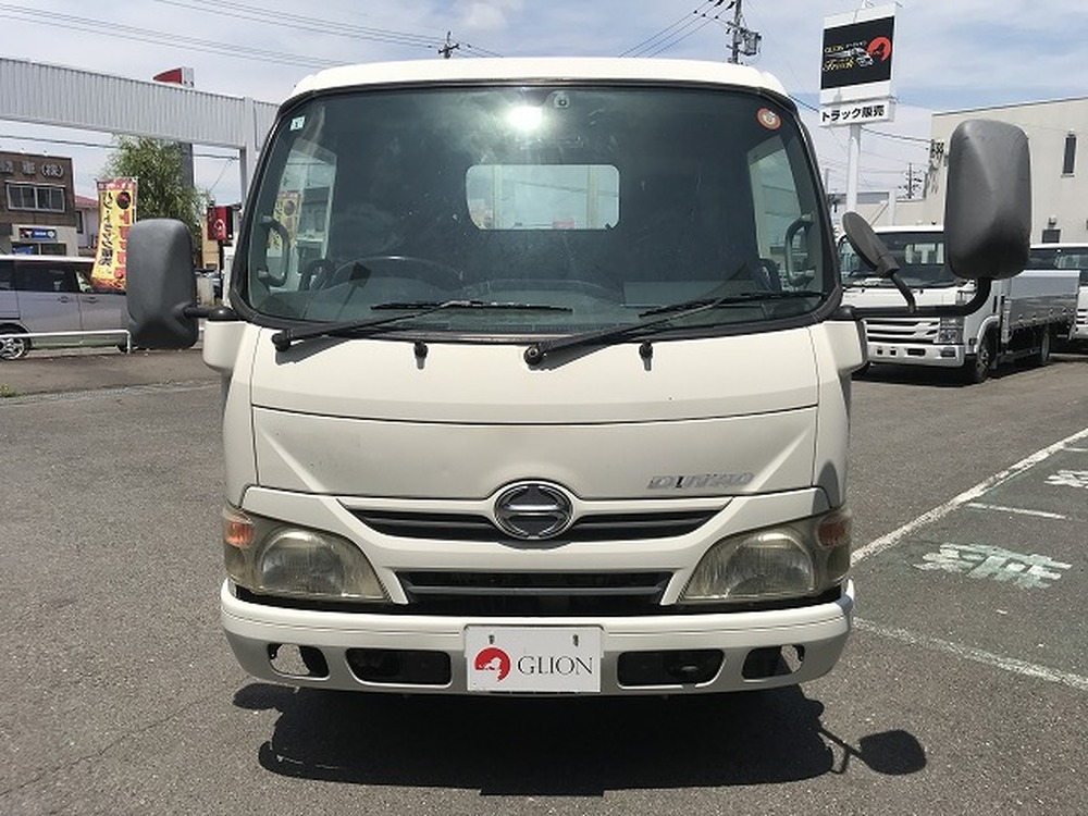 日野　デュトロ