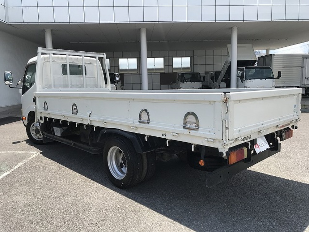 日野　デュトロ