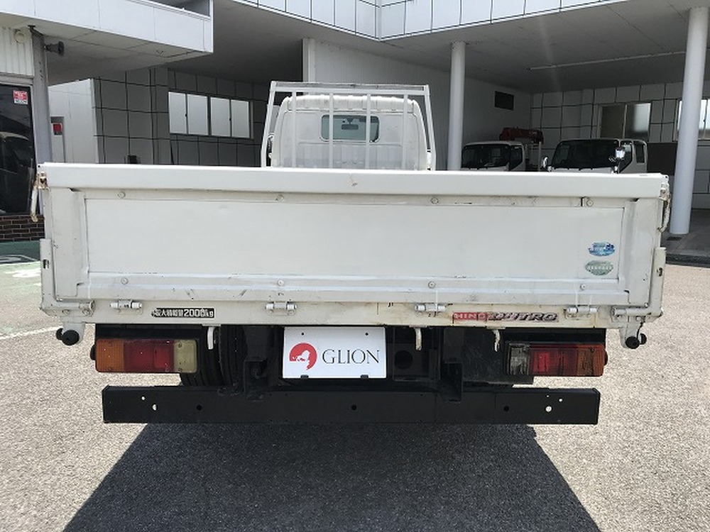日野　デュトロ