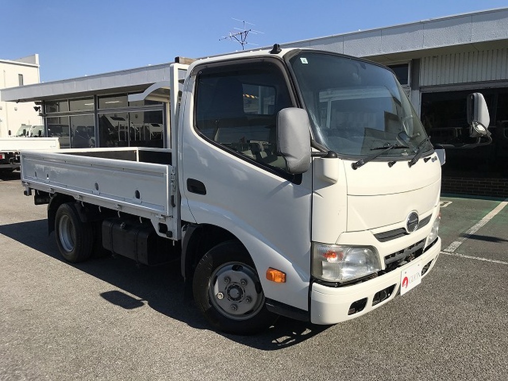 日野　デュトロ