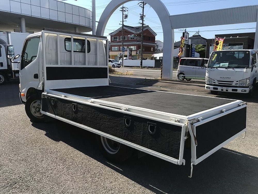 日野　デュトロ