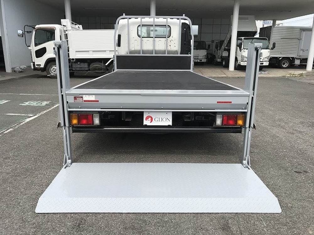 いすゞ　エルフ