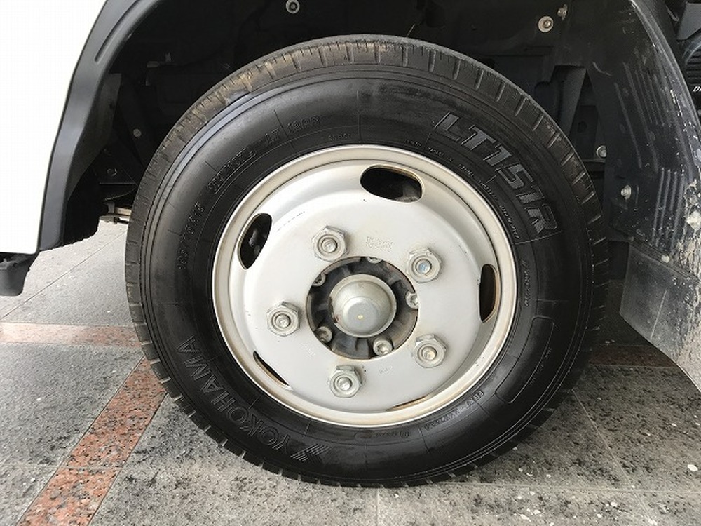 いすゞ　エルフ