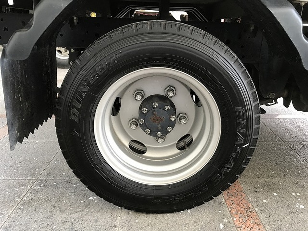 いすゞ　エルフ