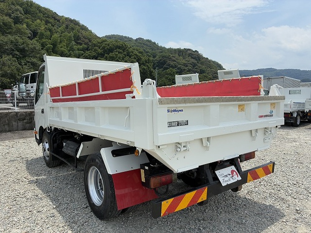 日野　デュトロ
