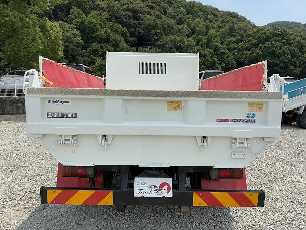 日野　デュトロ