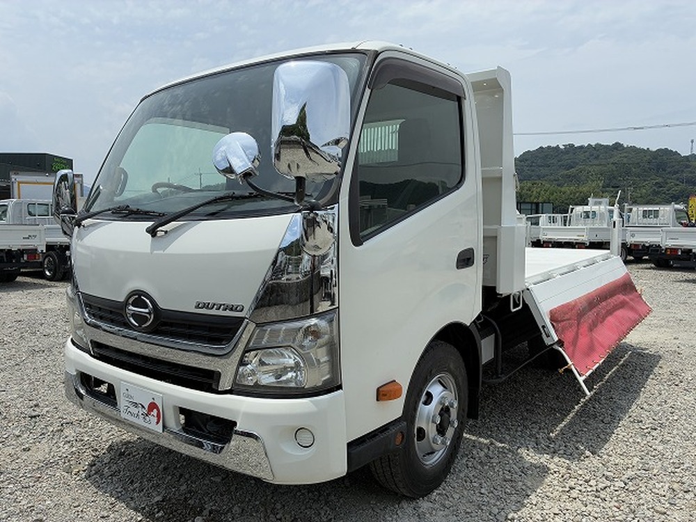 日野　デュトロ
