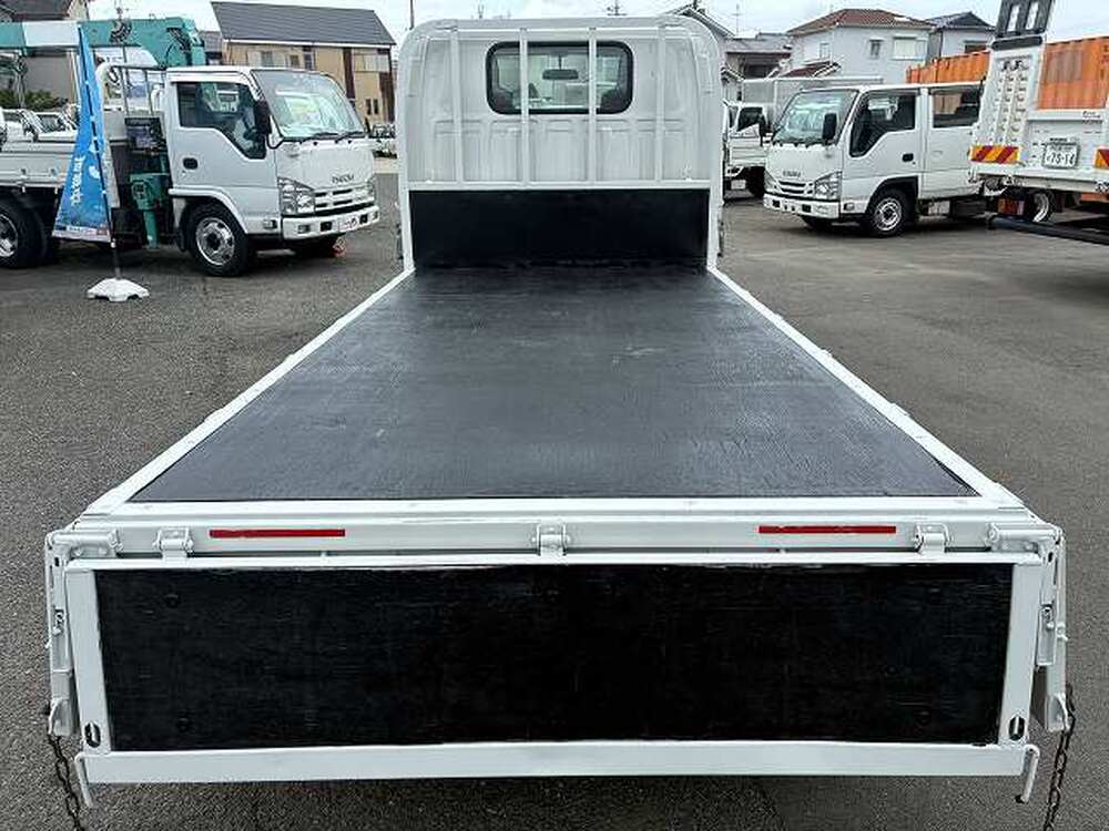 いすゞ　エルフ