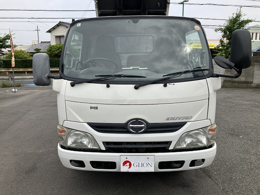 日野　デュトロ