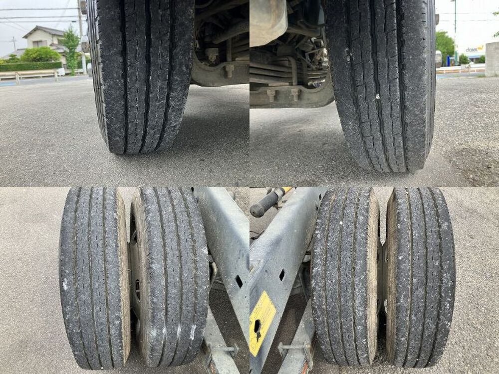 日野　デュトロ