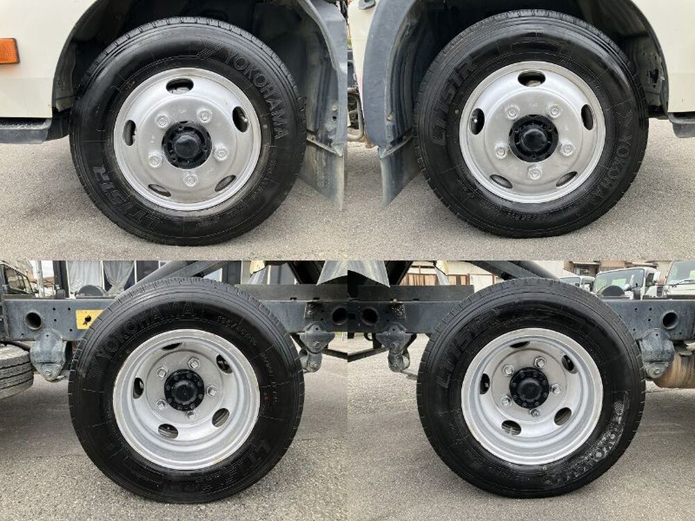 日野　デュトロ