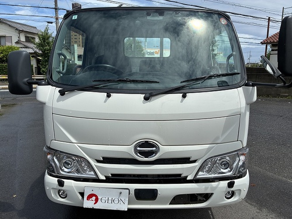 日野　デュトロ
