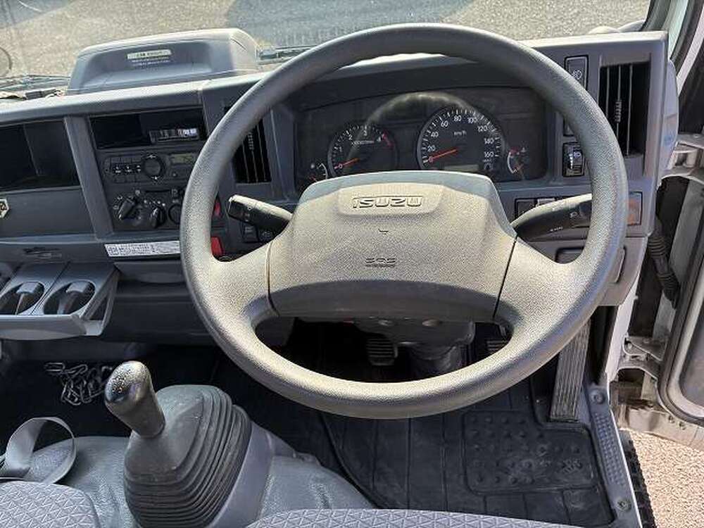 いすゞ　エルフ