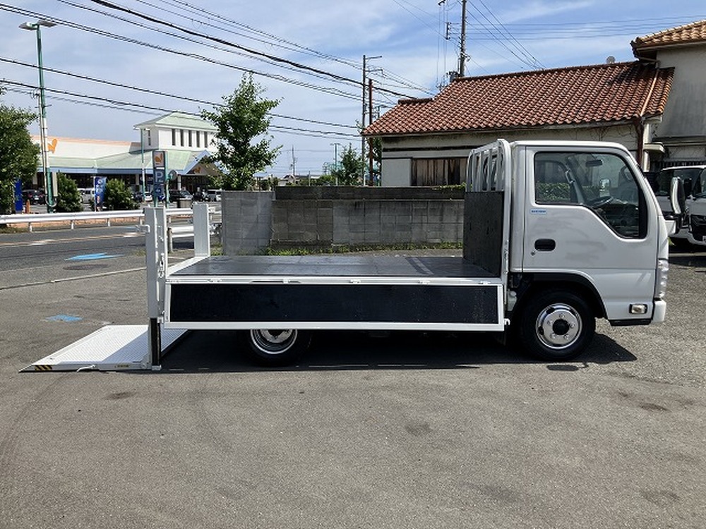 いすゞ　エルフ